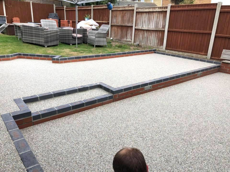 moli resin patio in argent resin colour
