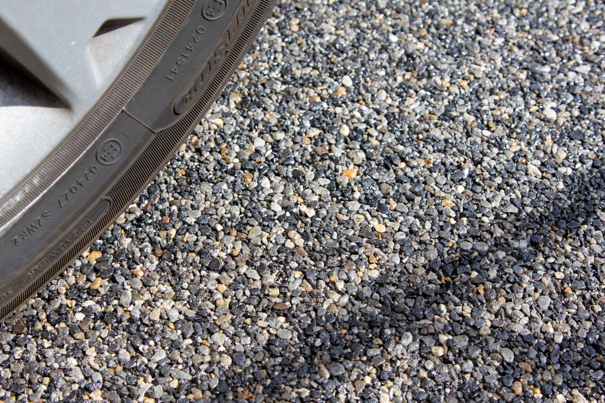 carbon resin driveaway close up