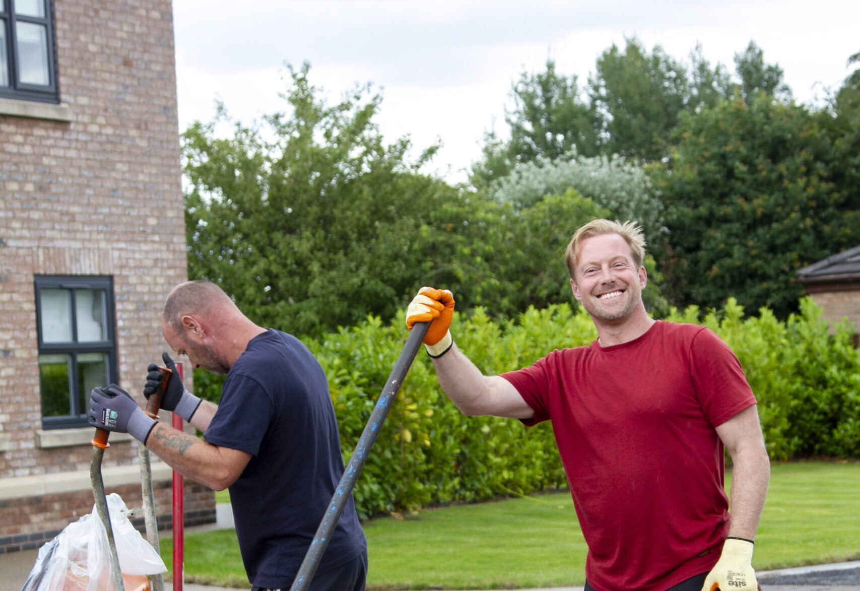 moli installer laying resin bound